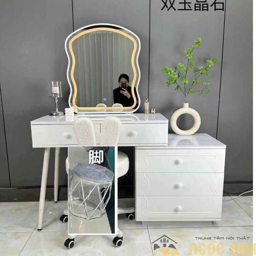 Bàn Trang Điểm Nhập Khẩu