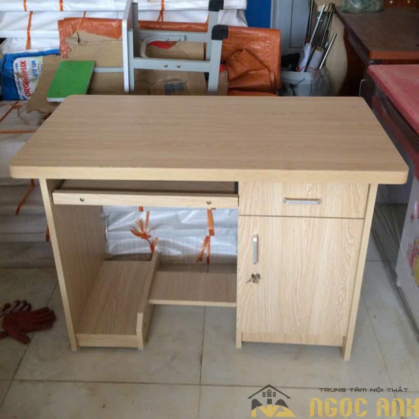 Bàn làm việc gỗ okal
